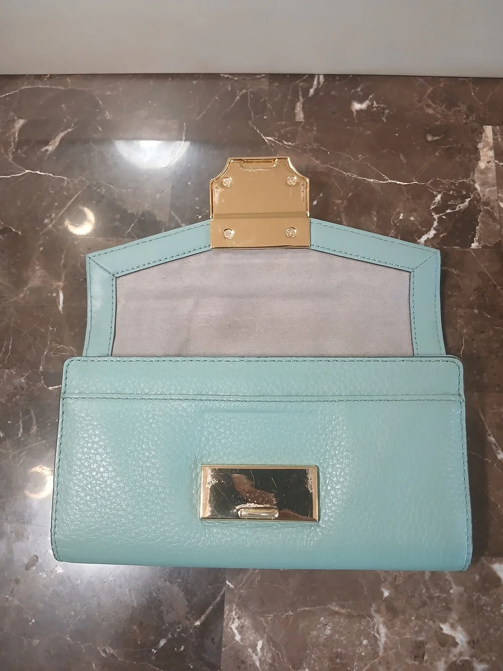 Vince Camuto sleek vince